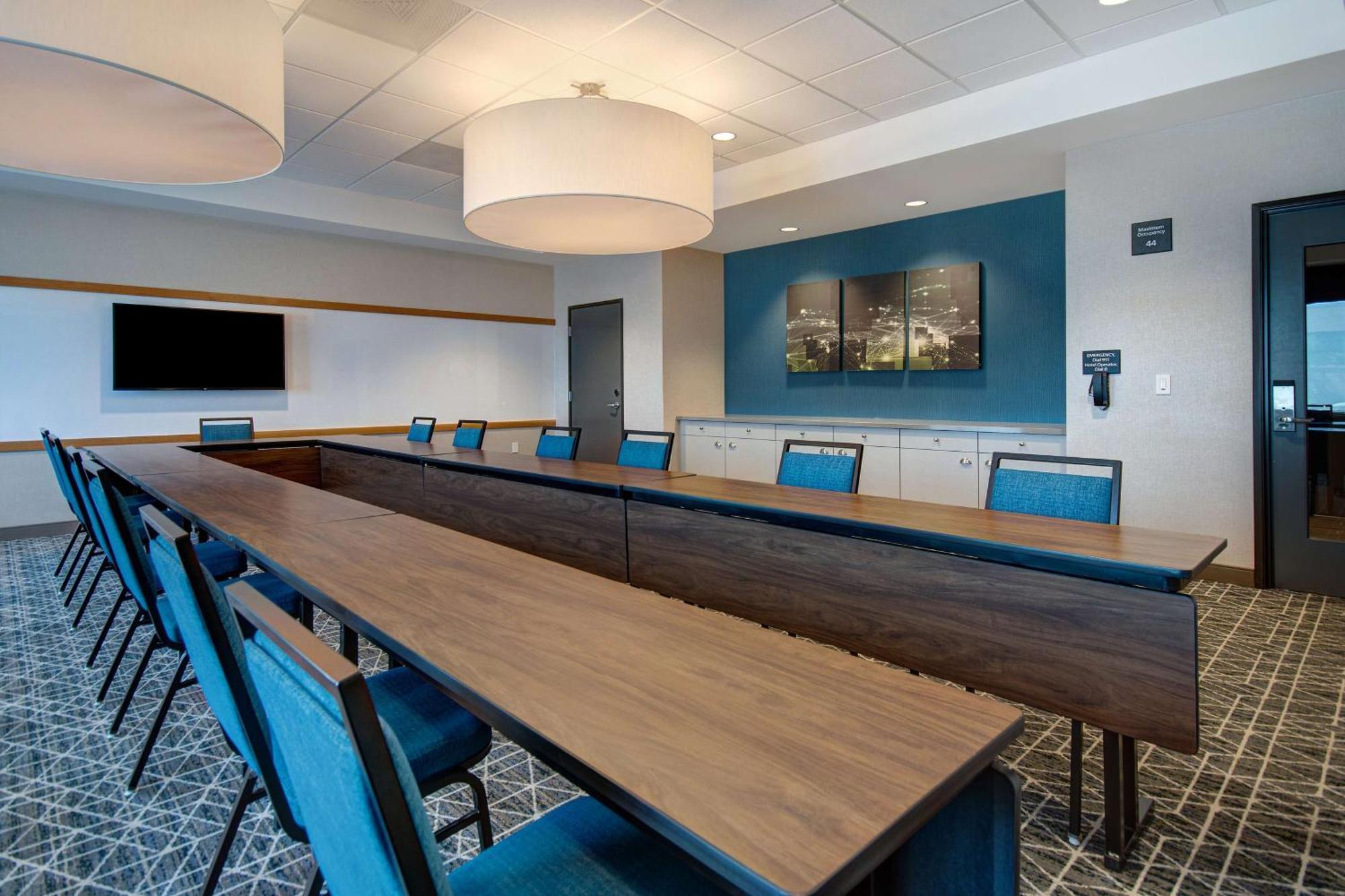 Hampton & Sunnyvale-silicon Valley, Ca 3*